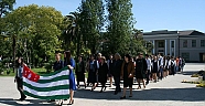 Adiğe Bayrak Günü Abhazya'da Kutlandı
