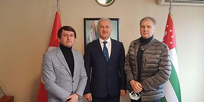 Abhazya Cumhuriyeti Türkiye Temsilcisi ve Yardımcıları Bugün Resmen Göreve Başladı 